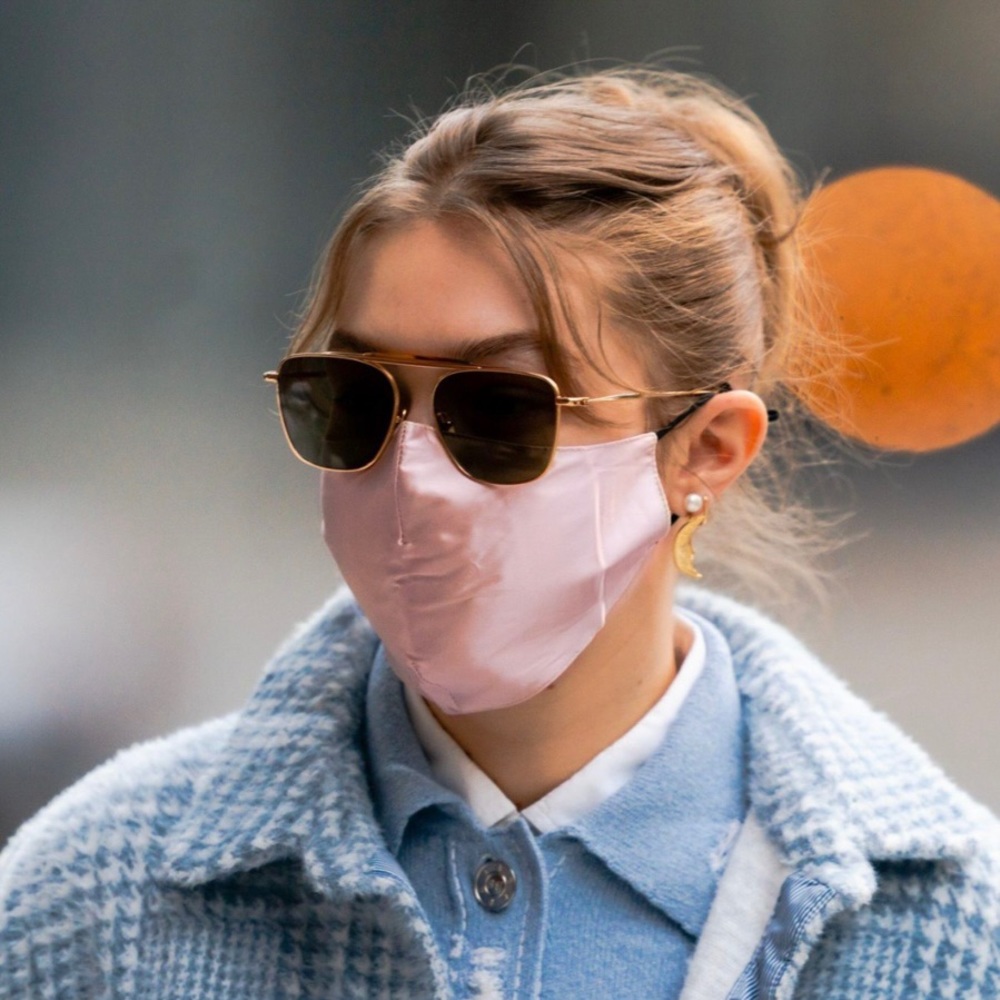 Blush | BōMBIX Luxury Mulberry Silk Face Mask + 5 PM 2.5 Filters | Anti-Maskne